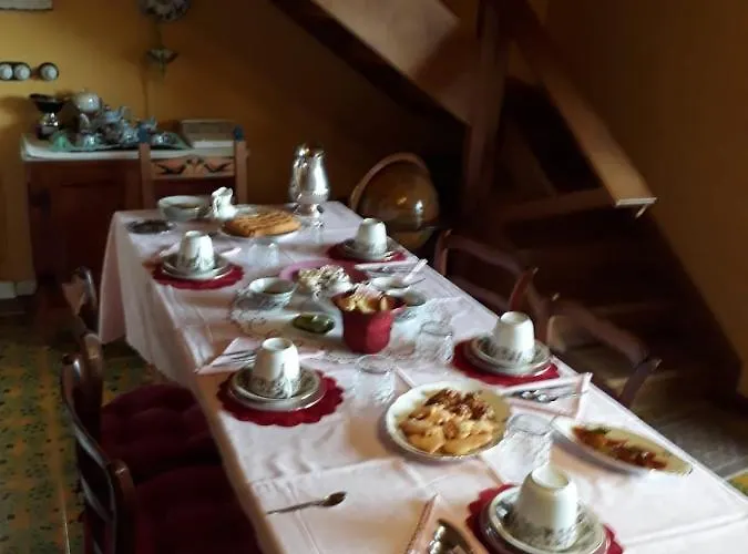 לינה וארוחת בוקר La אריצו