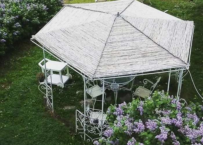 La לינה וארוחת בוקר אריצו